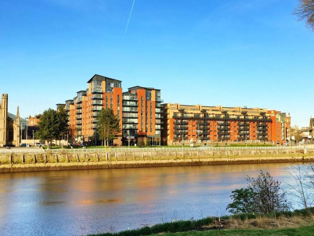 Glasgow City Centre G1 Penthouse With Riverviews - Duplex Bagian luar foto