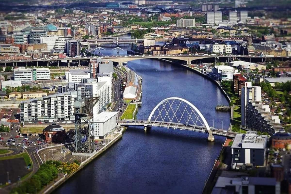 Glasgow City Centre G1 Penthouse With Riverviews - Duplex Bagian luar foto